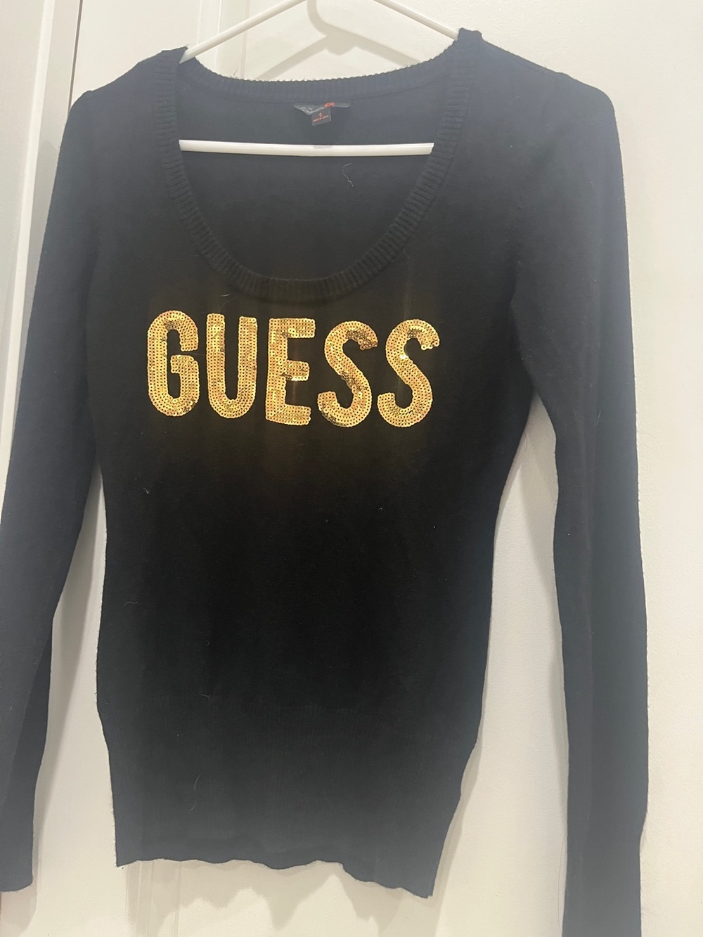 GUESS Black Sweater Gold Sequin Logo Knit Pullover Women’s Small Y2K Glam